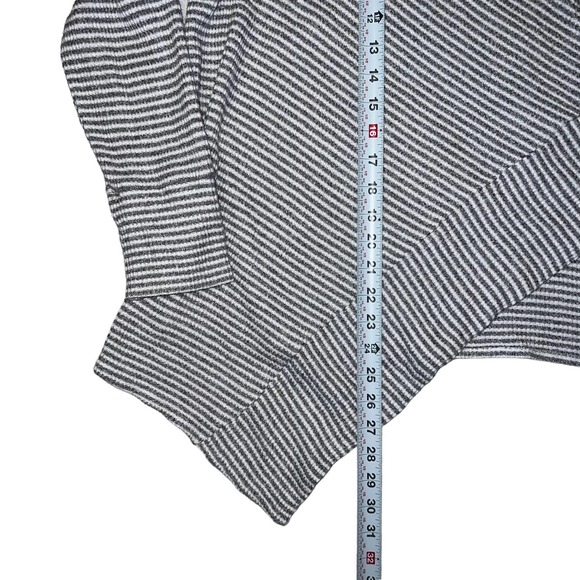 Chico's Cascading Cardigan in Grey and White Stripe - Size 8 - Picture 10 of 10